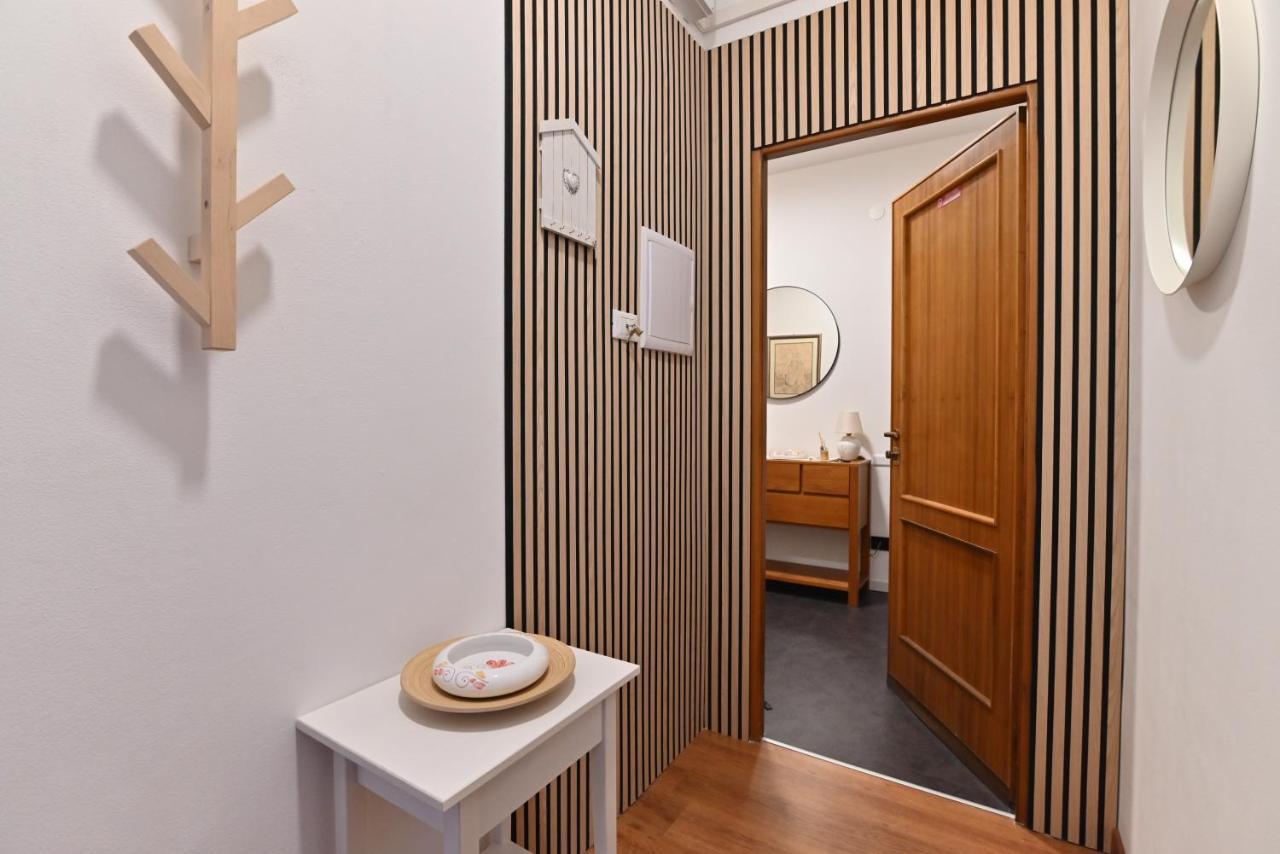 Artemis Kalaris Apartment *